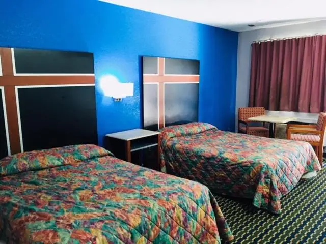 Fulton Inn 7